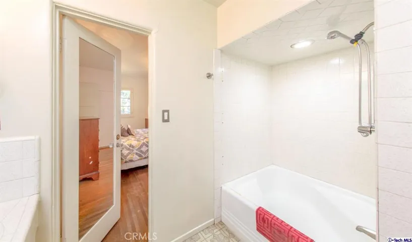 2980 Edmonton Road, Glendale, California 91206