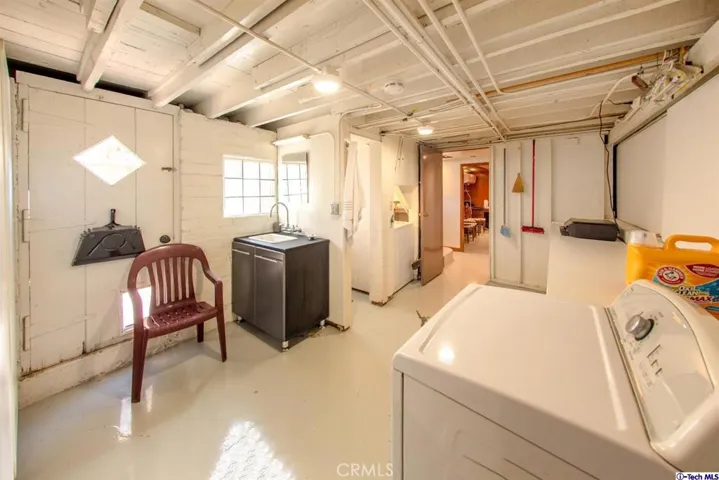 2980 Edmonton Road, Glendale, California 91206