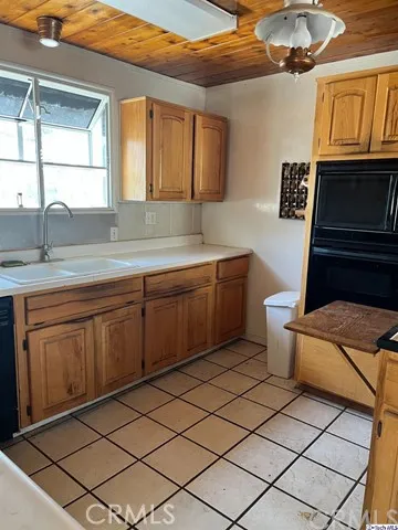 2820 Frances Avenue, La Crescenta, California 91214