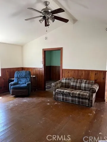 2820 Frances Avenue, La Crescenta, California 91214