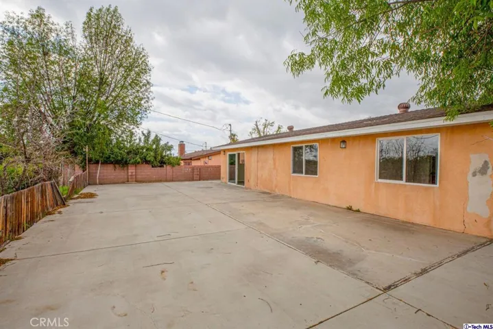 9612 Gerald Avenue, Northridge, California 91343