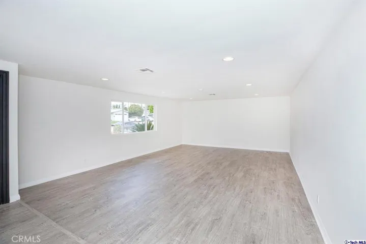 9612 Gerald Avenue, Northridge, California 91343