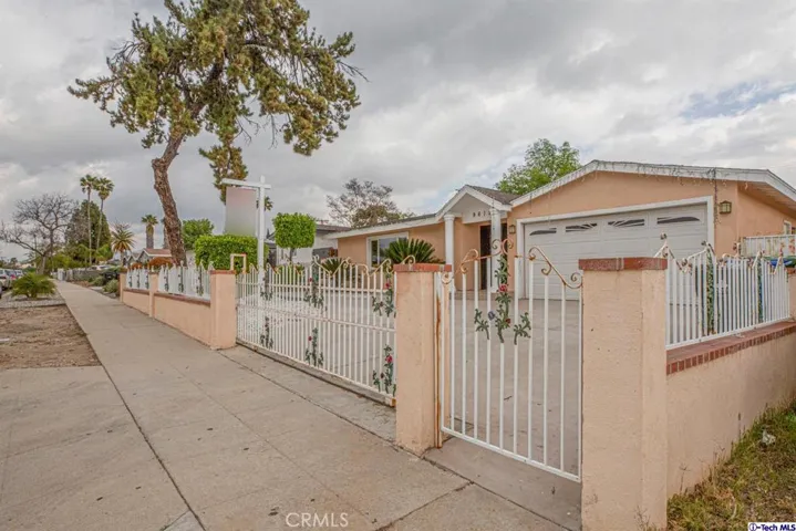 9612 Gerald Avenue, Northridge, California 91343