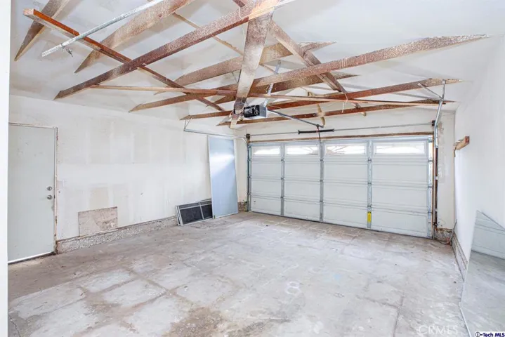 9612 Gerald Avenue, Northridge, California 91343