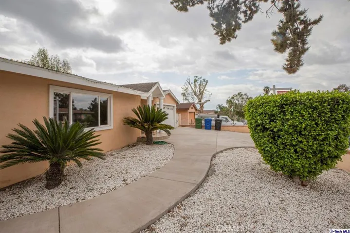 9612 Gerald Avenue, Northridge, California 91343