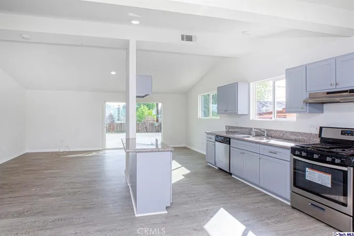 9612 Gerald Avenue, Northridge, California 91343