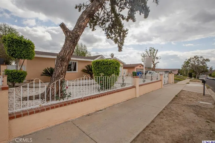 9612 Gerald Avenue, Northridge, California 91343