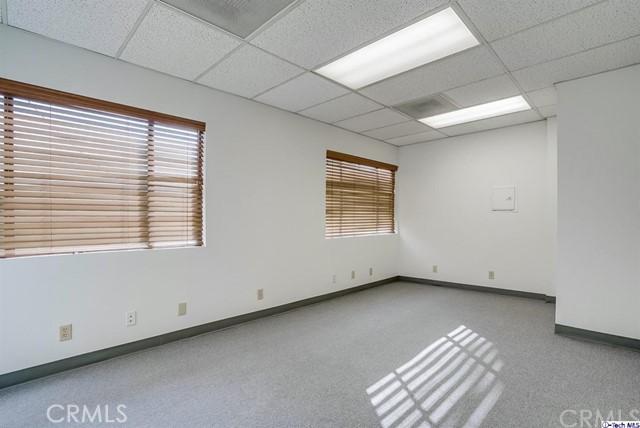 8041 Foothill Boulevard, Sunland, California 91040