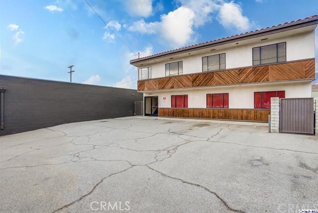 8041 Foothill Boulevard, Sunland, California 91040