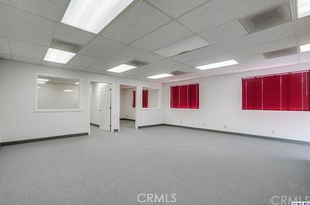 8041 Foothill Boulevard, Sunland, California 91040