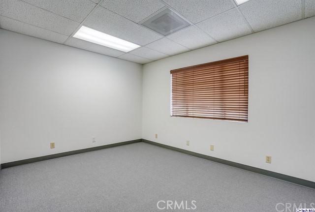 8041 Foothill Boulevard, Sunland, California 91040