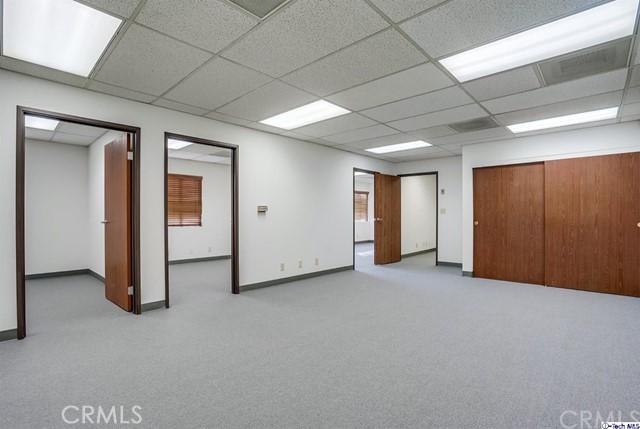 8041 Foothill Boulevard, Sunland, California 91040