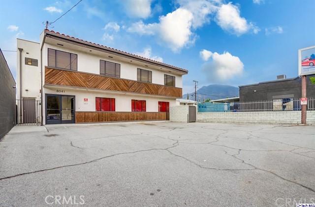 8041 Foothill Boulevard, Sunland, California 91040