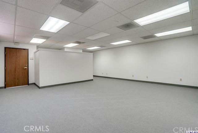 8041 Foothill Boulevard, Sunland, California 91040