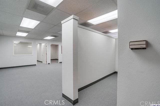 8041 Foothill Boulevard, Sunland, California 91040