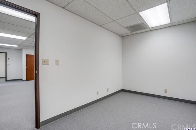 8041 Foothill Boulevard, Sunland, California 91040