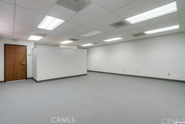8041 Foothill Boulevard, Sunland, California 91040