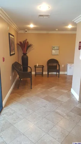 6938 Laurel Canyon Boulevard 206, North Hollywood, California 91605