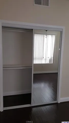 6938 Laurel Canyon Boulevard 206, North Hollywood, California 91605