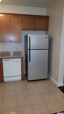 6938 Laurel Canyon Boulevard 206, North Hollywood, California 91605