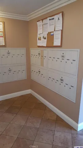 6938 Laurel Canyon Boulevard 206, North Hollywood, California 91605