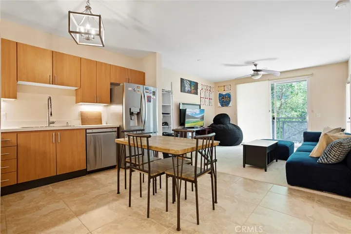 525 11th Avenue 1206, San Diego, California 92101