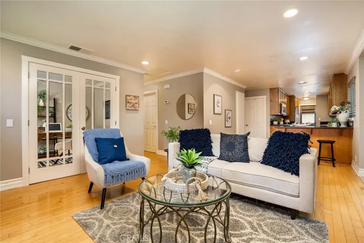 122 Adams Avenue, Huntington Beach, California 92648