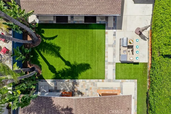 122 Adams Avenue, Huntington Beach, California 92648