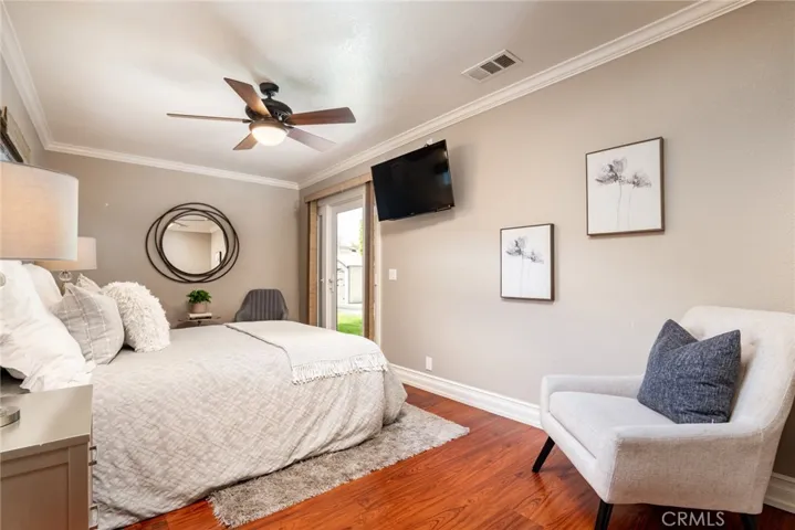 122 Adams Avenue, Huntington Beach, California 92648