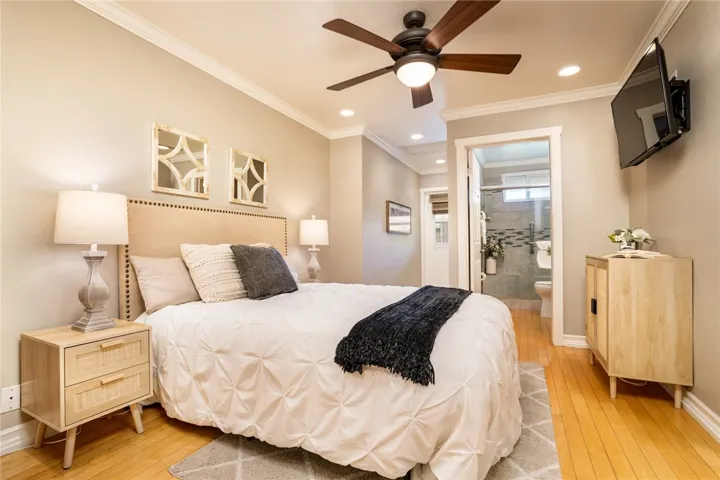 122 Adams Avenue, Huntington Beach, California 92648