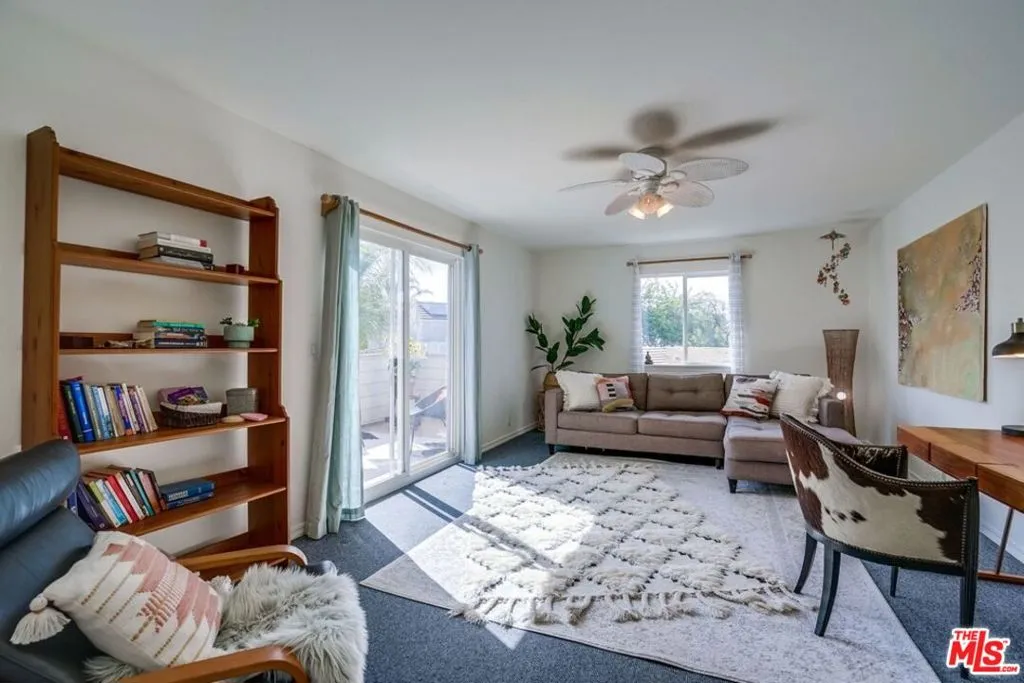 199 Cherokee, California home-pic-27