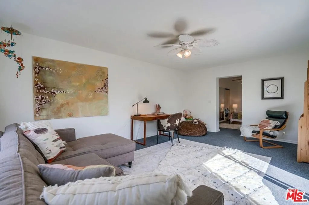 199 Cherokee, California home-pic-28