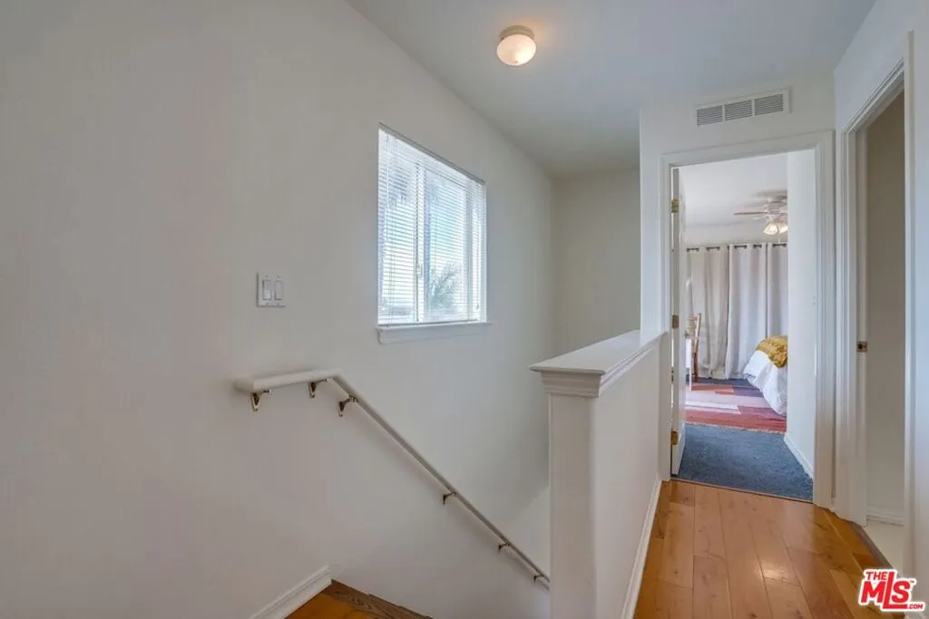 199 Cherokee, California home-pic-32