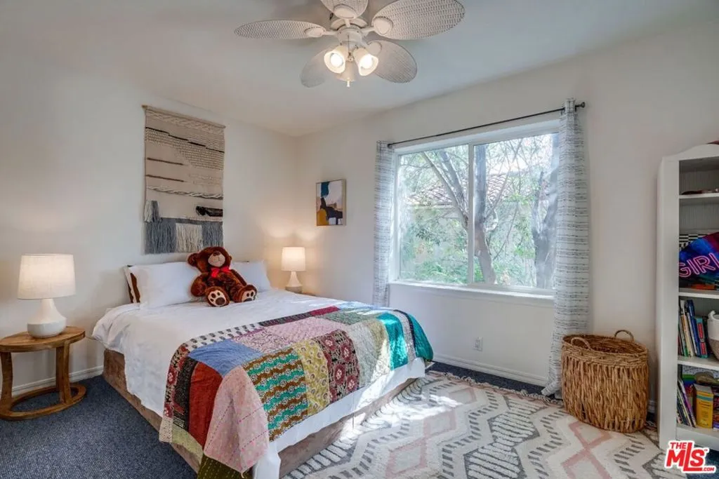 199 Cherokee, California home-pic-24