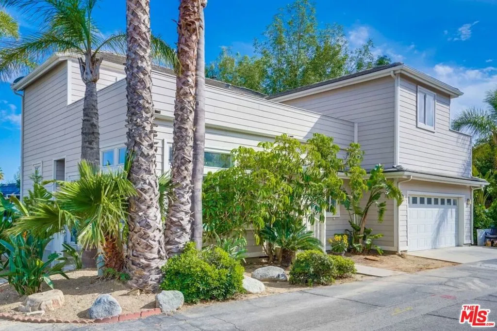 199 Cherokee, California home-pic-0