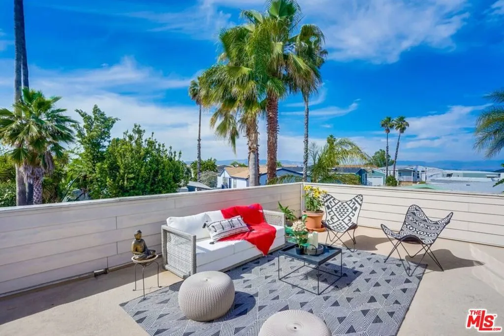 199 Cherokee, California home-pic-1