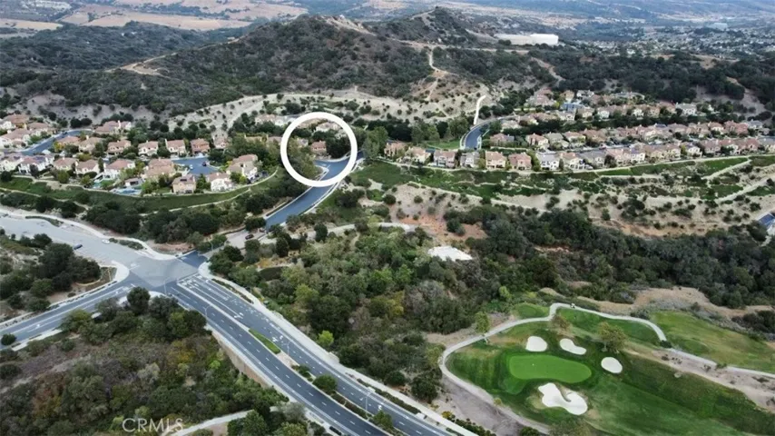 Gated neighborhood with no thru streets, only cul-de-sacs