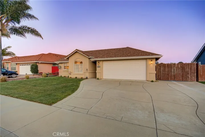 818 Jessica Place, Nipomo, California 93444