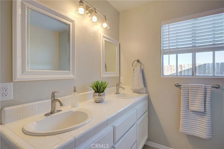 818 Jessica Place, Nipomo, California 93444