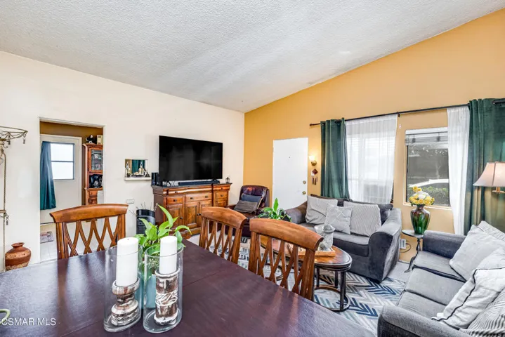51 and 53 Geneive St  -  HsHProd-33