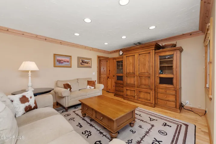 922 Carefree Dr Simi Valley-14