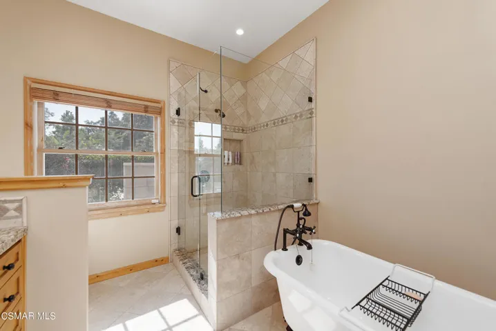 922 Carefree Dr Simi Valley-40