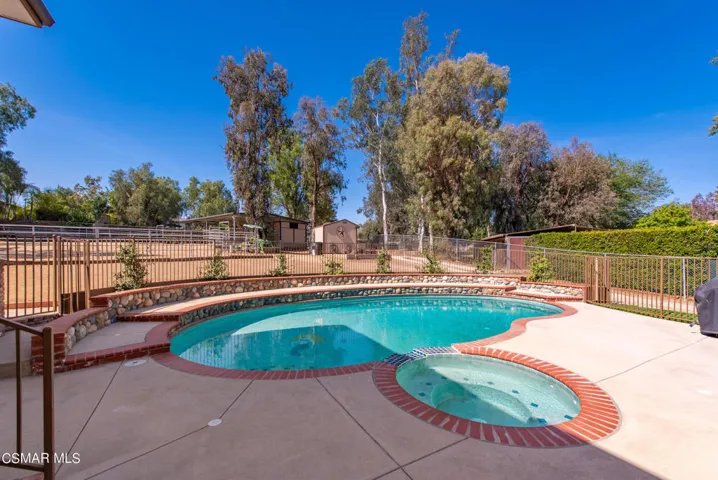 922 Carefree Dr Simi Valley-44