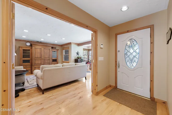 922 Carefree Dr Simi Valley-10