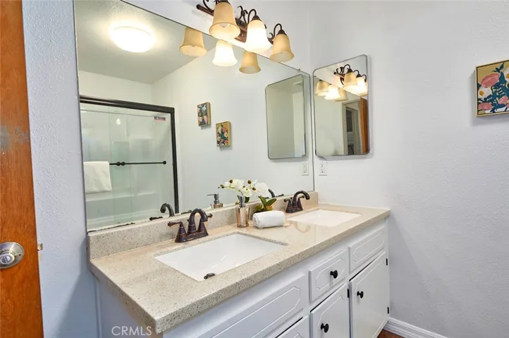 13931 Arrowhead Drive, Victorville, California 92395