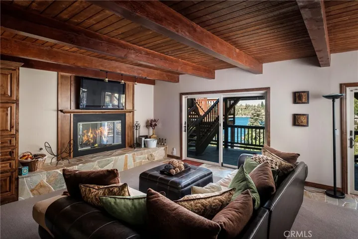 348 John Muir Road, Lake Arrowhead, California 92352