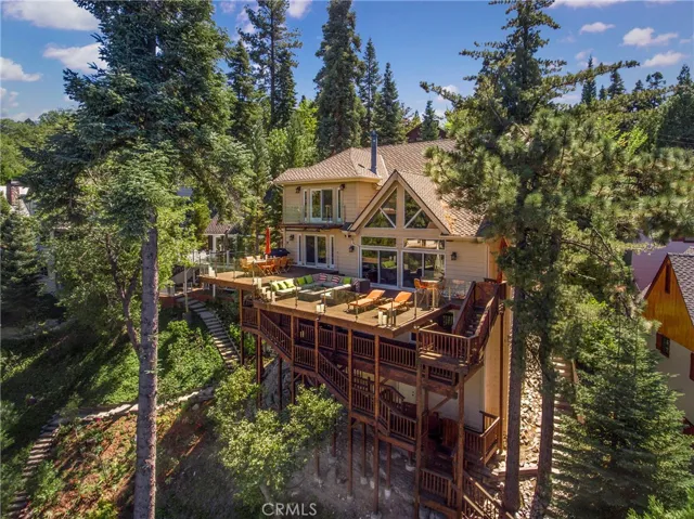 348 John Muir Road, Lake Arrowhead, California 92352