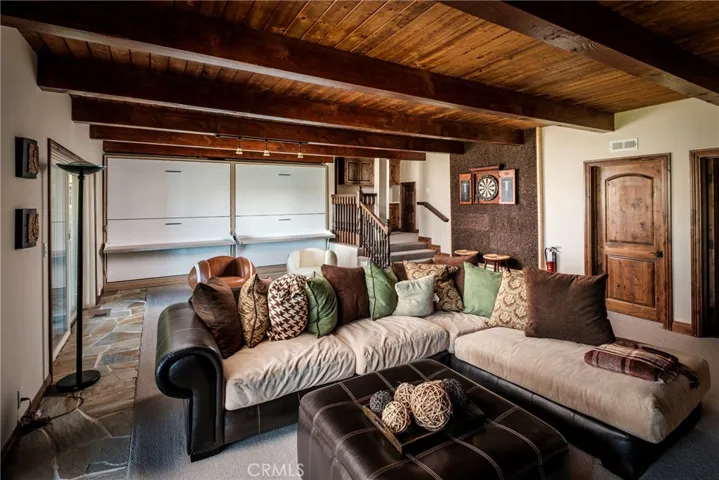 348 John Muir Road, Lake Arrowhead, California 92352