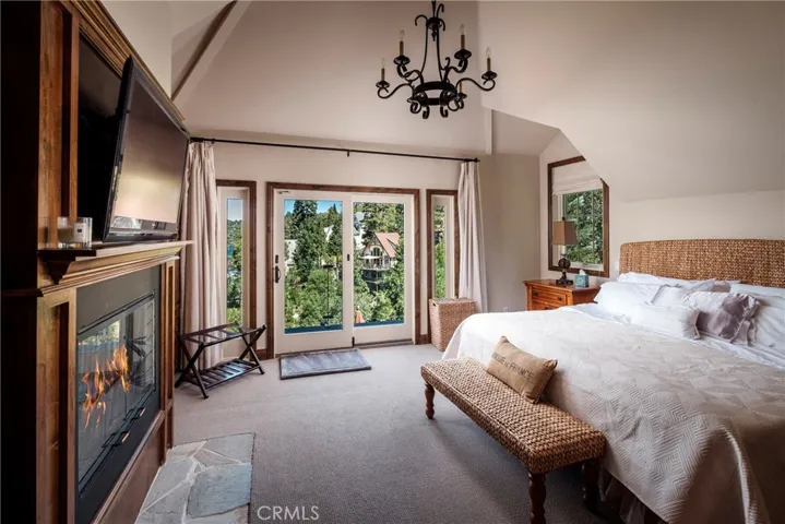 348 John Muir Road, Lake Arrowhead, California 92352