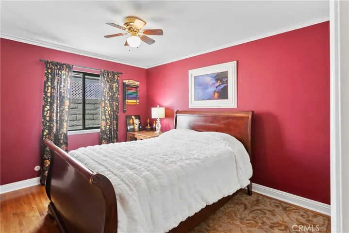 Kids/guest rooms are oversize...plenty of space for sleep, study and play.